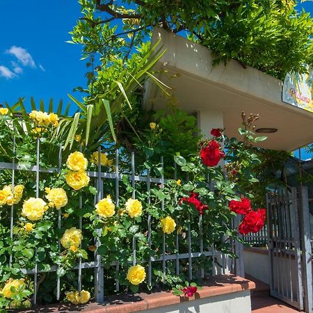 Bed & Breakfast Profumo D'Estate Agliana Екстер'єр фото