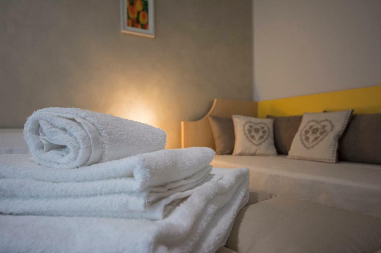 Bed & Breakfast Profumo D'Estate Agliana Екстер'єр фото