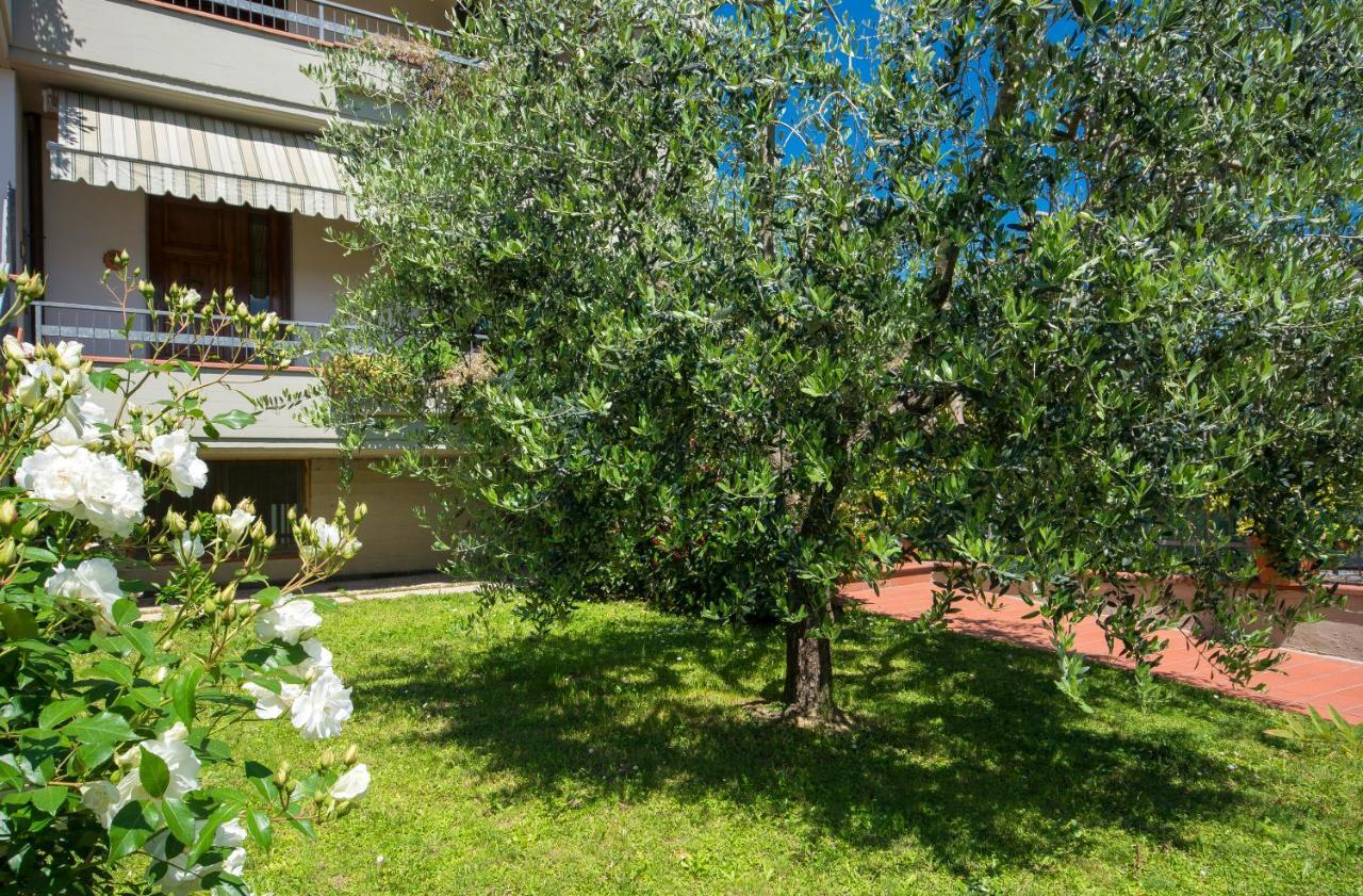 Bed & Breakfast Profumo D'Estate Agliana Екстер'єр фото
