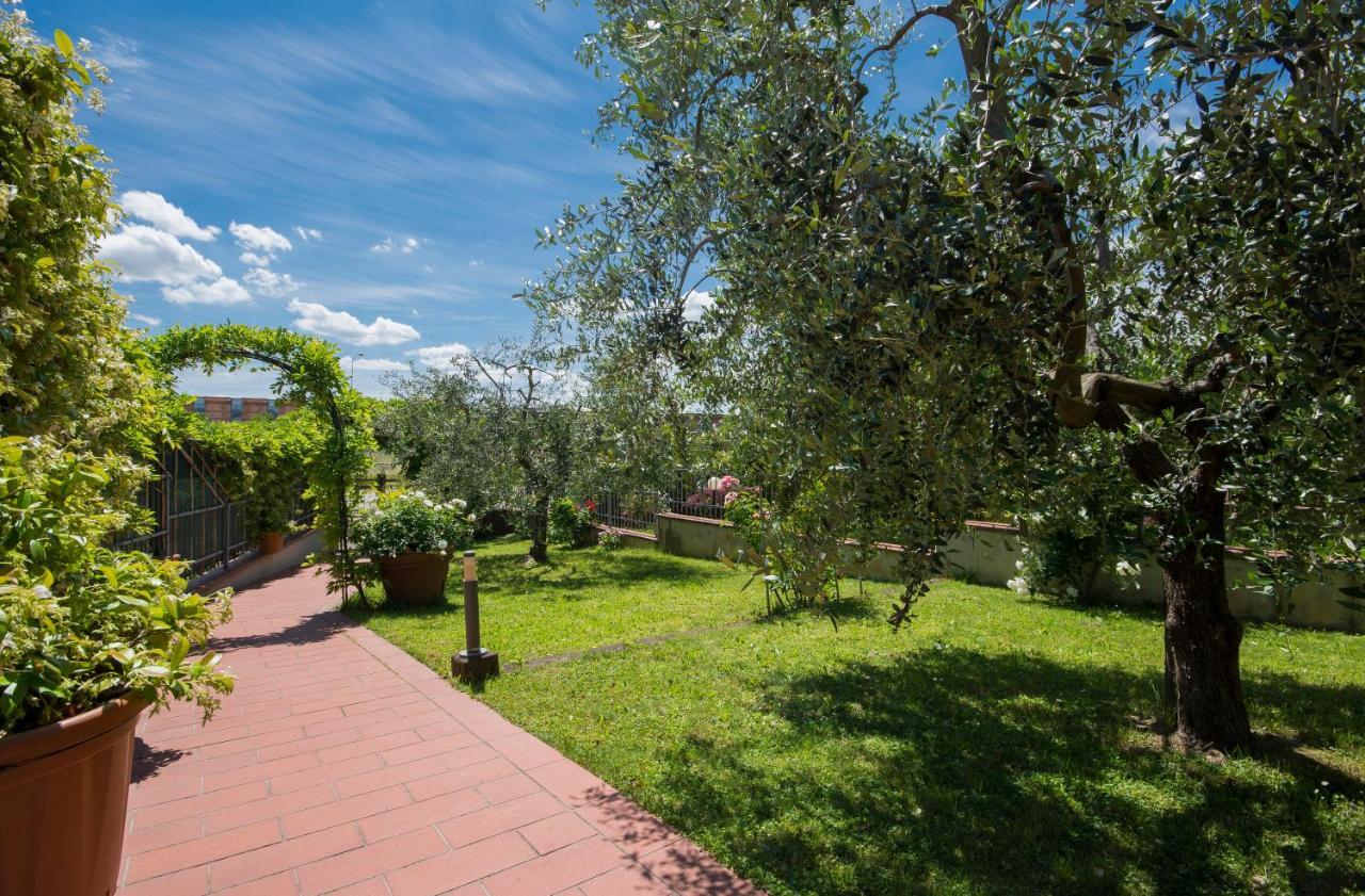 Bed & Breakfast Profumo D'Estate Agliana Екстер'єр фото